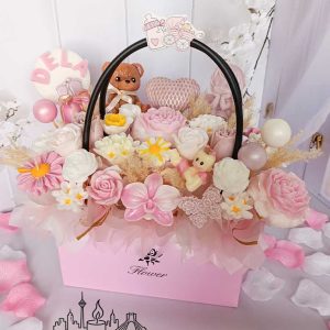 باکس گل شمع نوزاد دختر